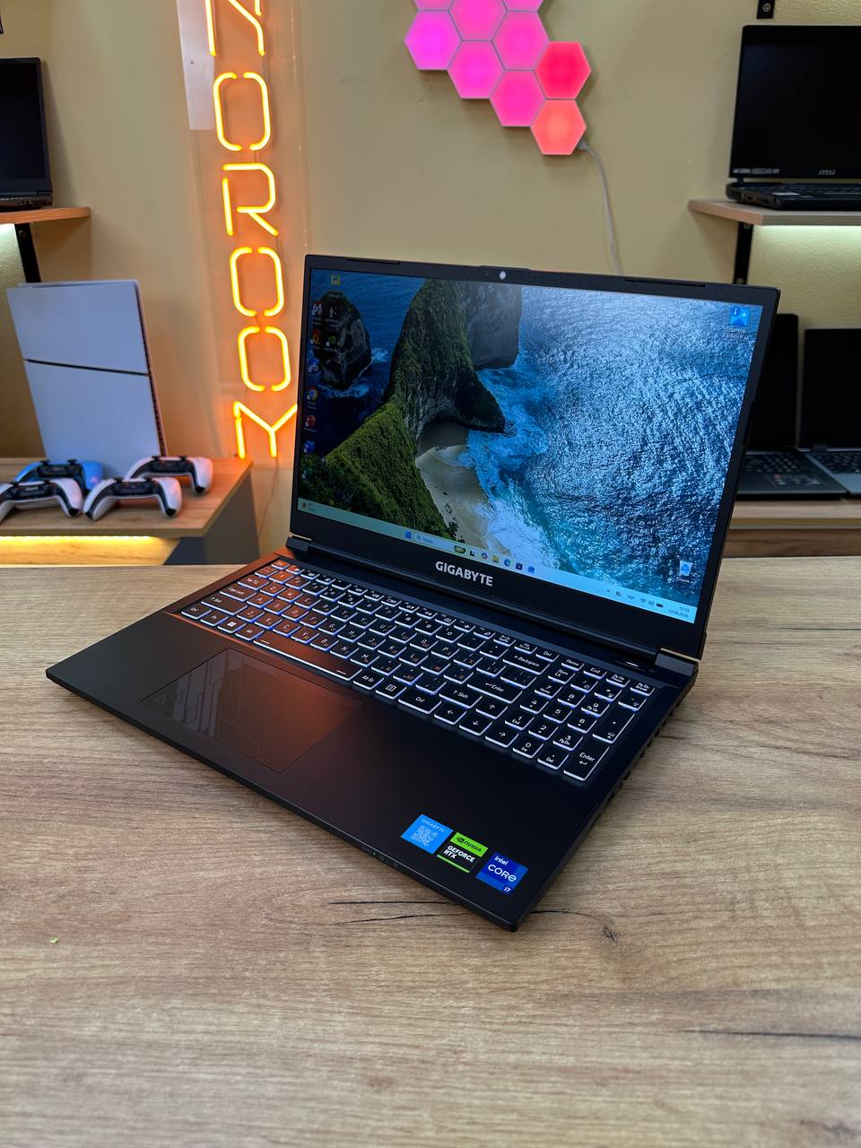 GIGABYTE G5 KF5 15.6″ FHD 144Hz / i7-12650H / RTX 4060 8GB / 16GB DDR5 / SSD 512GB — фото 2