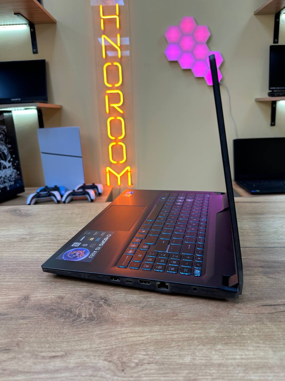 MSI Cyborg 15 A12UC / i5-12450H / RTX 3050 / 16GB DDR5 / SSD 512GB / 144Hz — фото 5