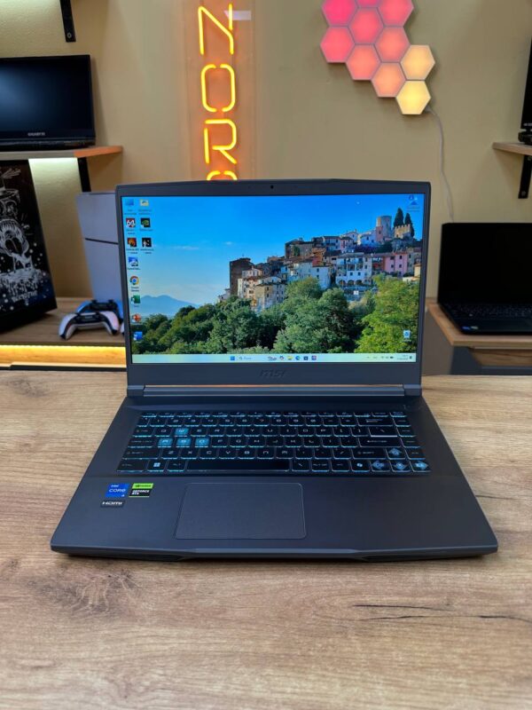 MSI Thin 15 B13VF