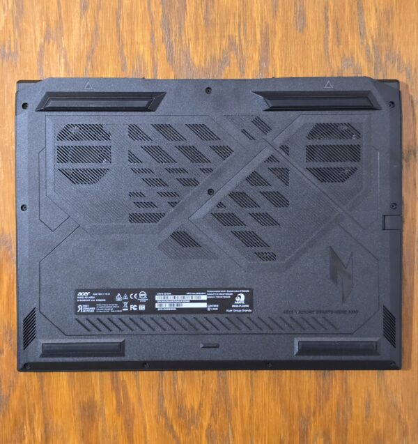 Acer Nitro V16 Ryzen 5 240 RTX 5050 16GB 500GB SSD — фото 7
