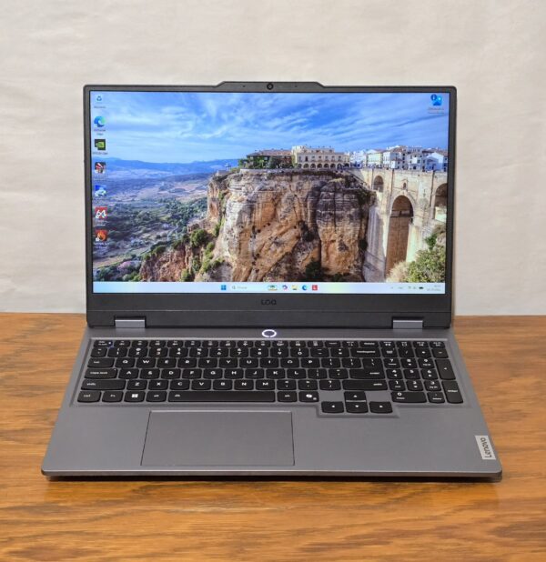 Lenovo LOQ 15IRX10 / i5-13450HX / RTX 5050 / 16GB DDR5 / 500GB SSD