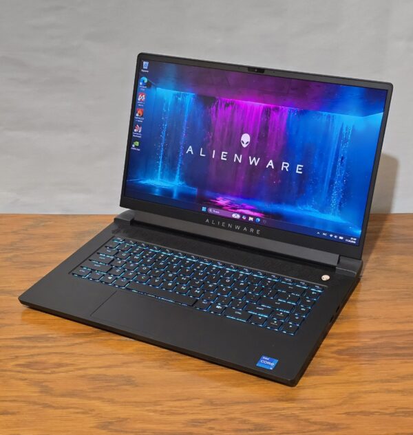Dell Alienware M15 R6 i5-11400H / RTX 3060 6GB / 16GB / 500GB SSD / FHD 165Hz — фото 2