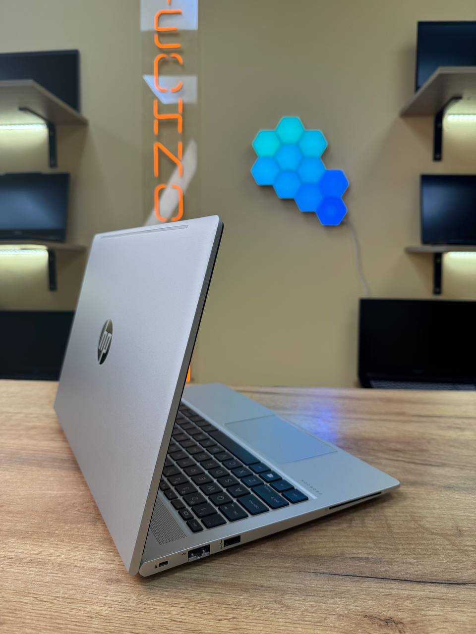 HP ProBook 455 G8 | Ryzen 7 5800U | 16 ГБ | SSD 256 ГБ | 15,6″ FHD IPS — фото 2