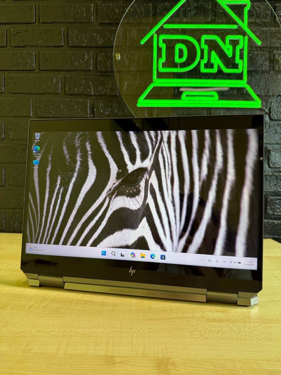 HP ZBOOK STUDIO X360 G5 / i7-8750H / 16GB / SSD 512GB