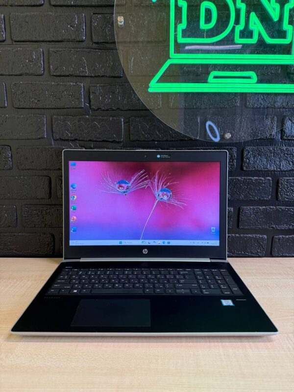 HP PROBOOK 450 G5 / i5-8250U / Intel HD 620 / 8GB / SSD 256GB