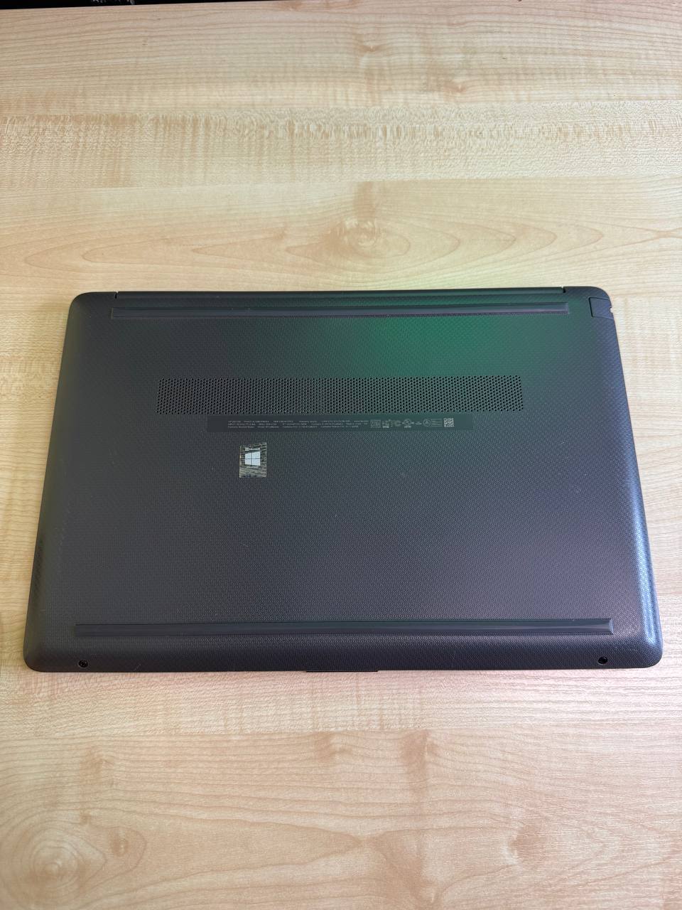 HP 250 G8 / Intel Iris Xe / 16GB / SSD 256GB — фото 3