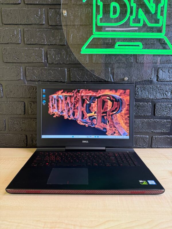 DELL INSPIRON GAMING 15 / i5-7300HQ / GTX 1050 / 12GB / SSD 256GB