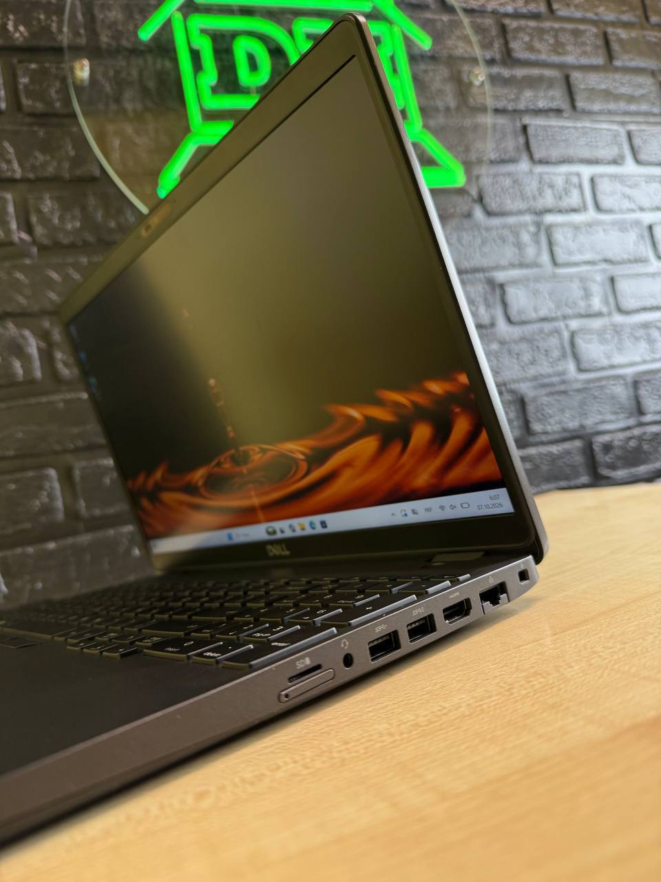 DELL LATITUDE 5500 / i5-8365U / Intel HD 620 / 8GB / SSD 256GB — фото 6
