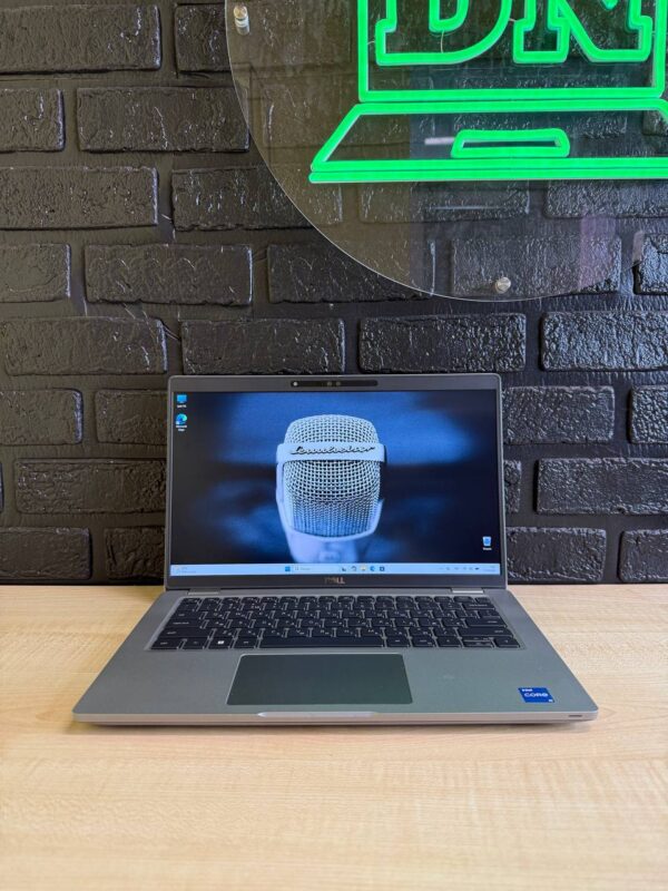 DELL LATITUDE 5430 / i5-1245U / Intel Iris Xe / 16GB / SSD 256GB