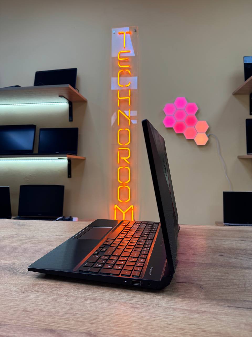 HP OMEN 15 / i5-9300H / GTX 1650 / 12GB / Накопичувачі 1256GB / 144Hz — фото 3