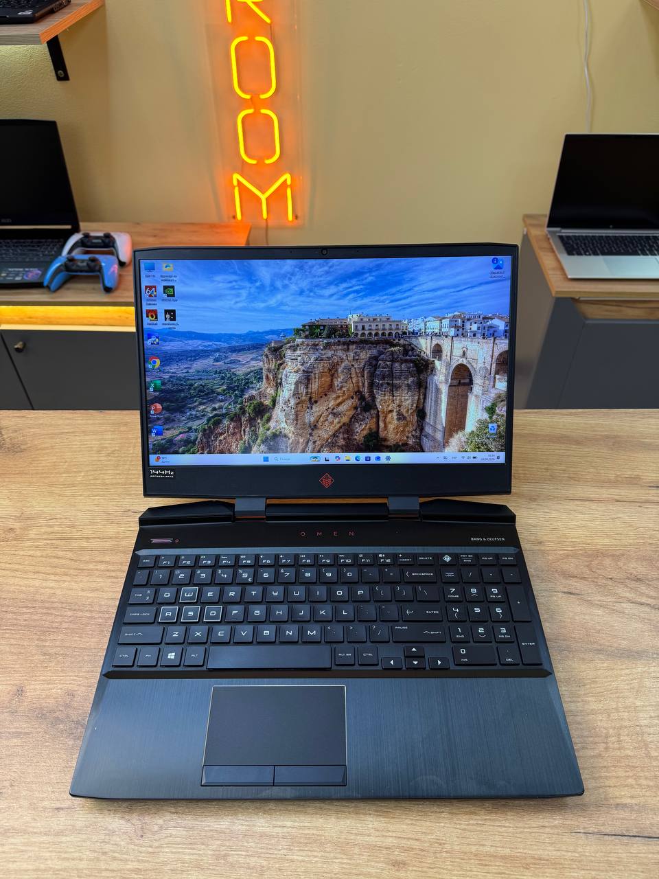 HP OMEN 15 / i5-9300H / GTX 1650 / 12GB / Накопичувачі 1256GB / 144Hz — фото 7