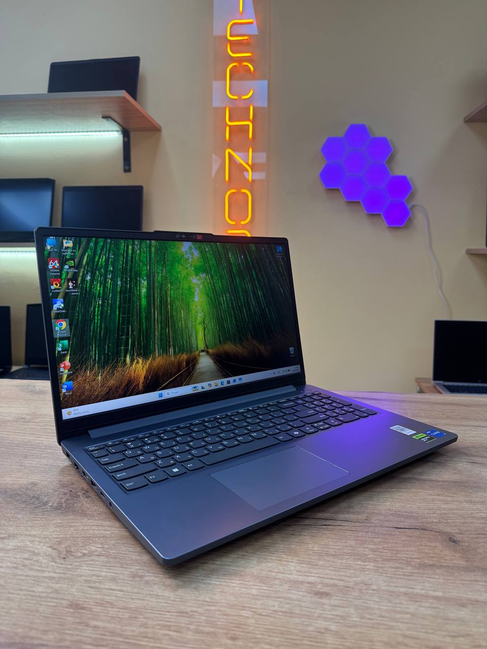 Lenovo LOQ 15 / i5-12450HX / RTX 3050 / 16GB / SSD 512GB / 144Hz — фото 6