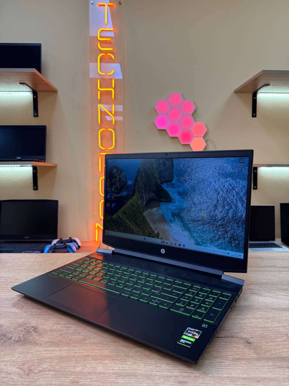 HP Pavilion 15 / Ryzen 5 5600H / GTX 1650 / 12GB / SSD 512GB / 60Hz — фото 2