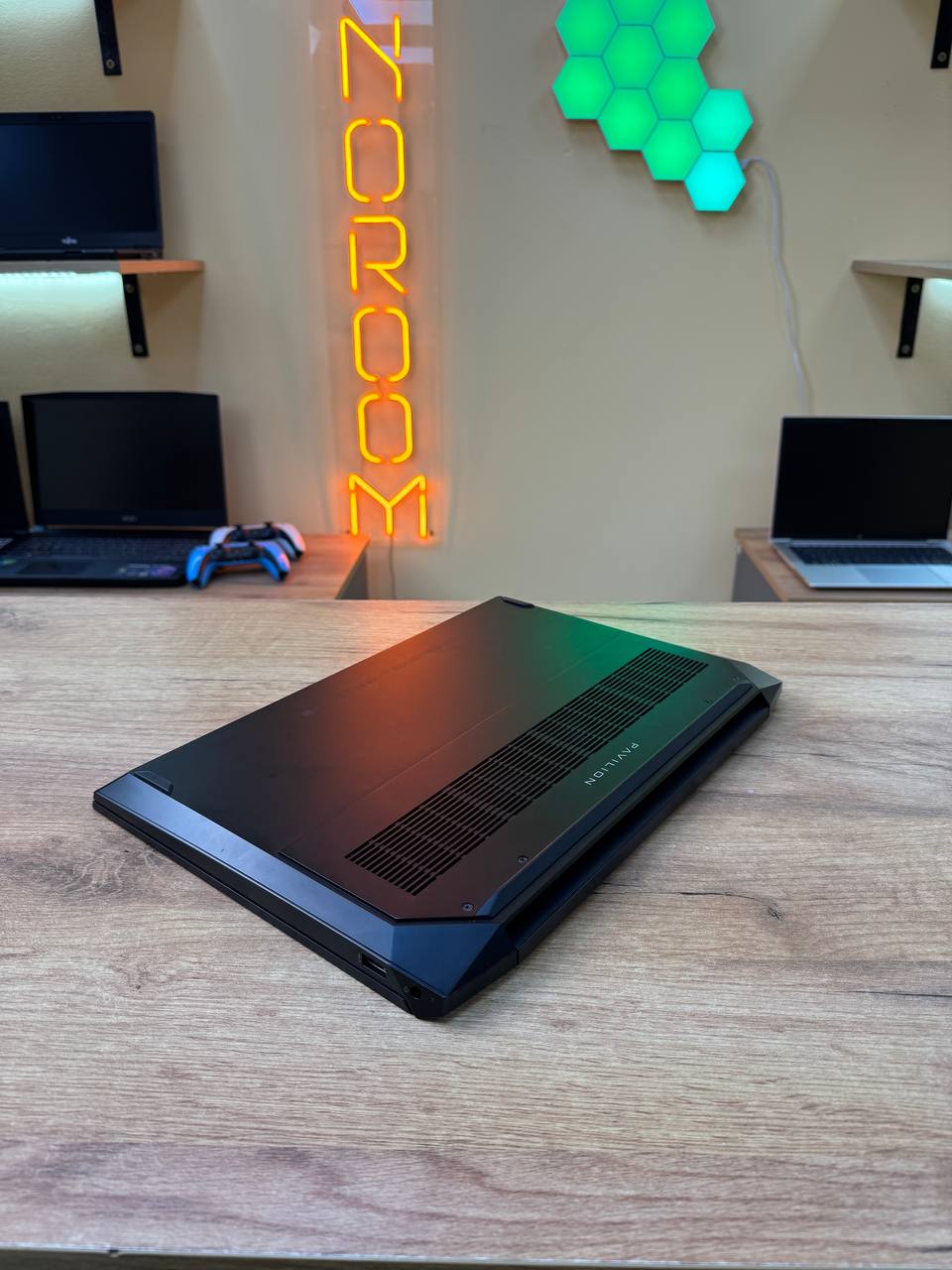 HP Pavilion 15 / Ryzen 5 5600H / GTX 1650 / 12GB / SSD 512GB / 60Hz — фото 9