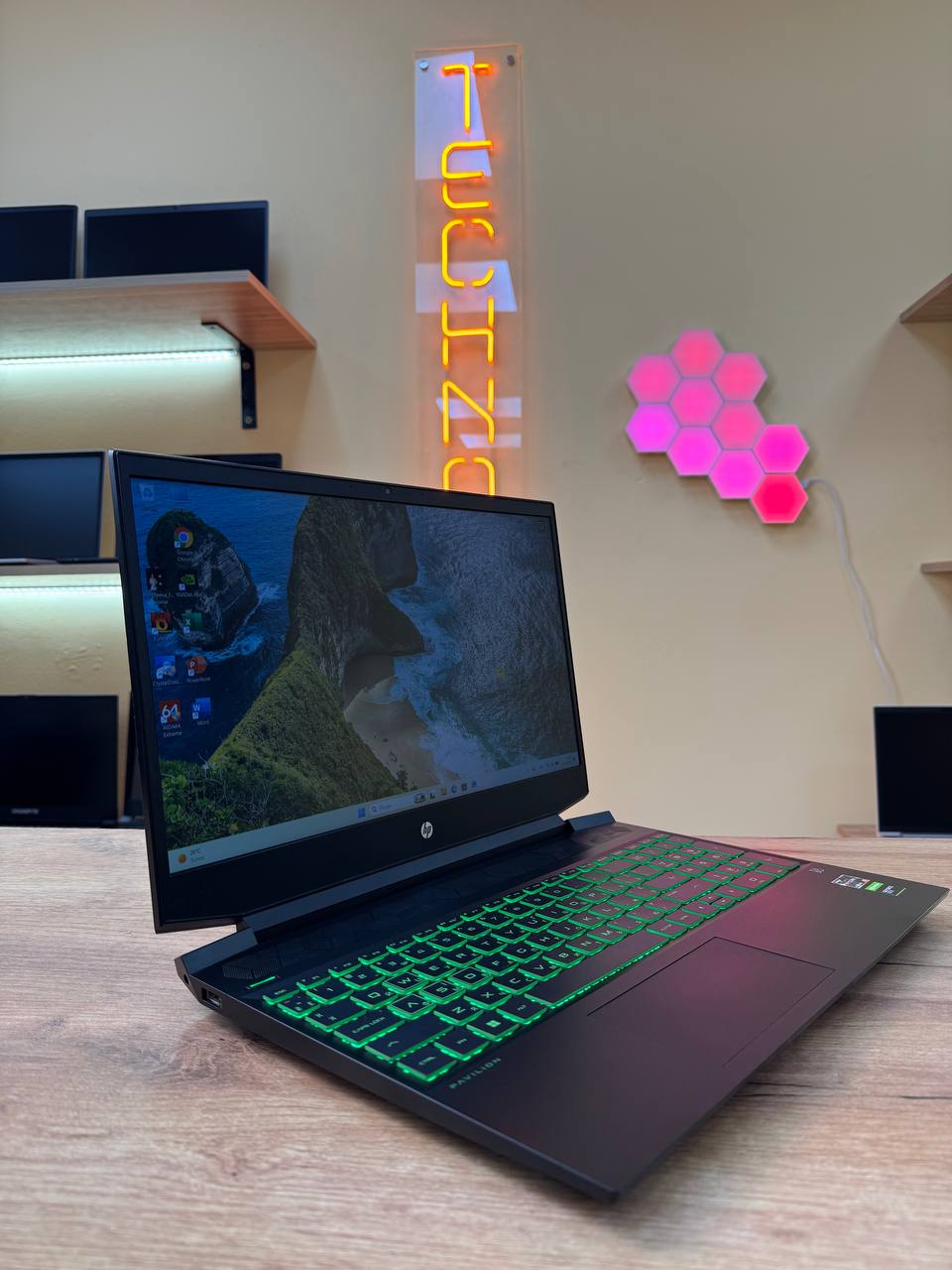 HP Pavilion 15 / Ryzen 5 5600H / GTX 1650 / 12GB / SSD 512GB / 60Hz — фото 6