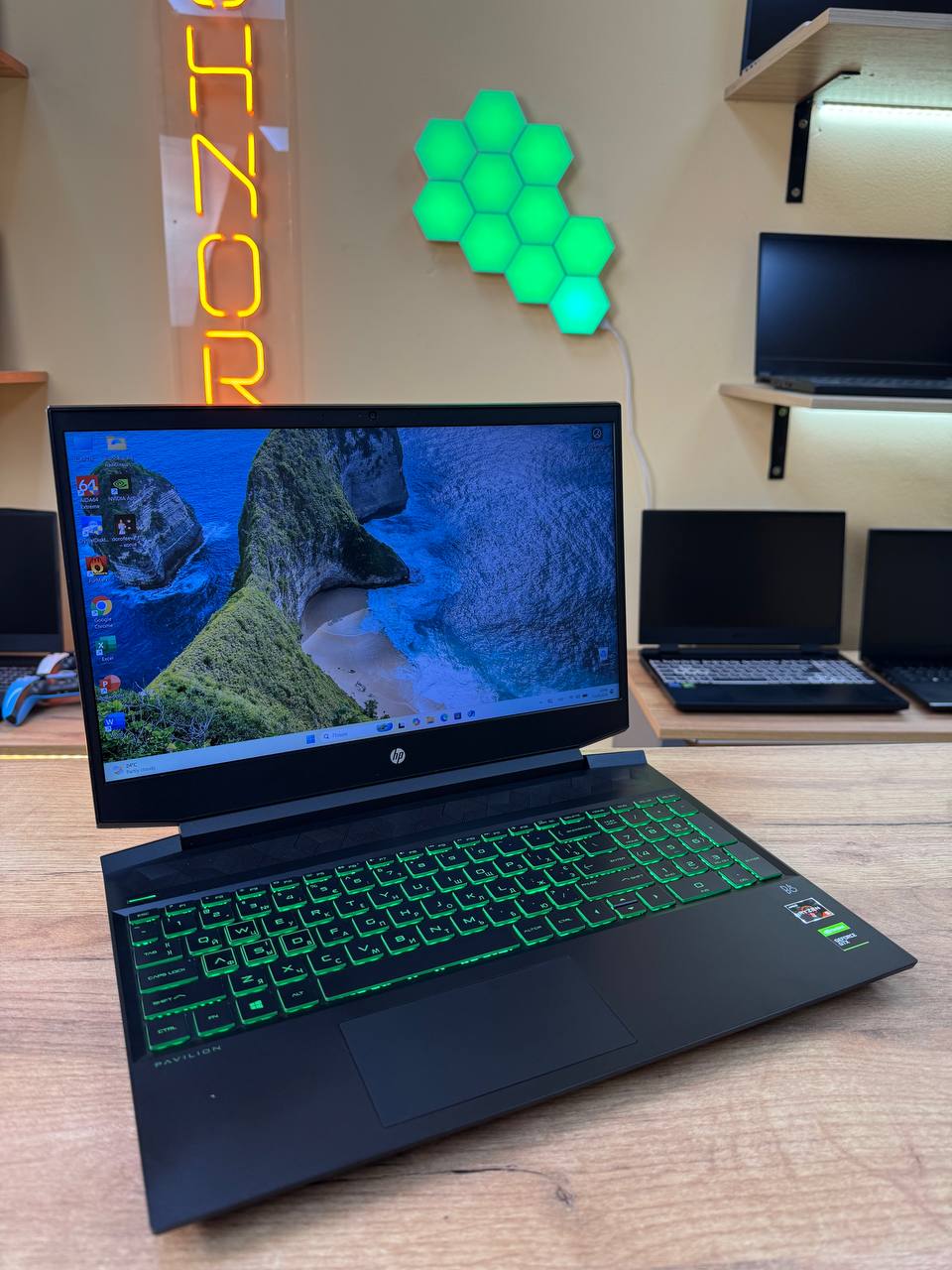 HP Pavilion 15 / Ryzen 5 3550H / GTX 1650 / 16GB / SSD 1024GB / 60Hz — фото 3
