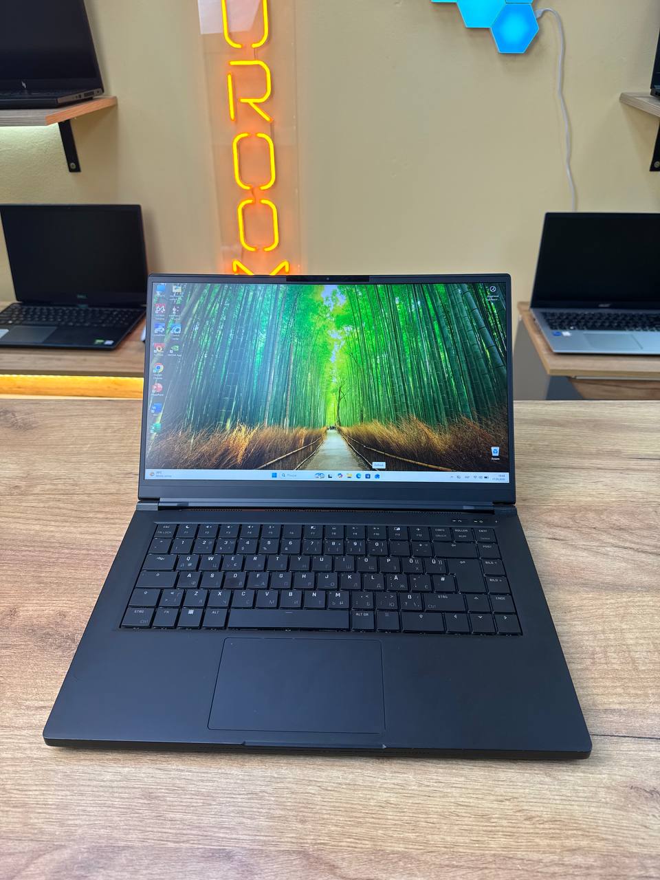 XMG FASHION 15 / i7-11800H / RTX 3070 / 16GB / SSD 512GB / 165Hz — фото 7