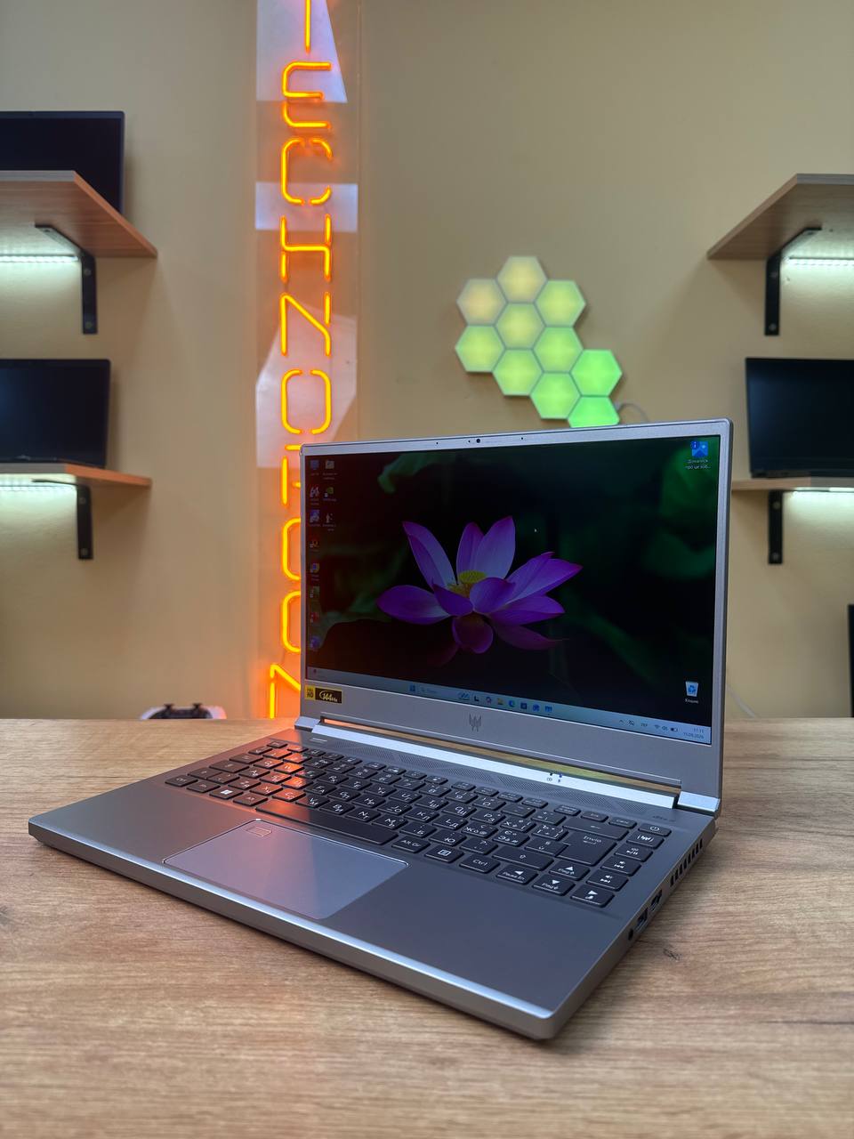 Acer Predator Triton 300 SE / i7-11370H / RTX 3060 / 16GB / 144Hz — фото 2