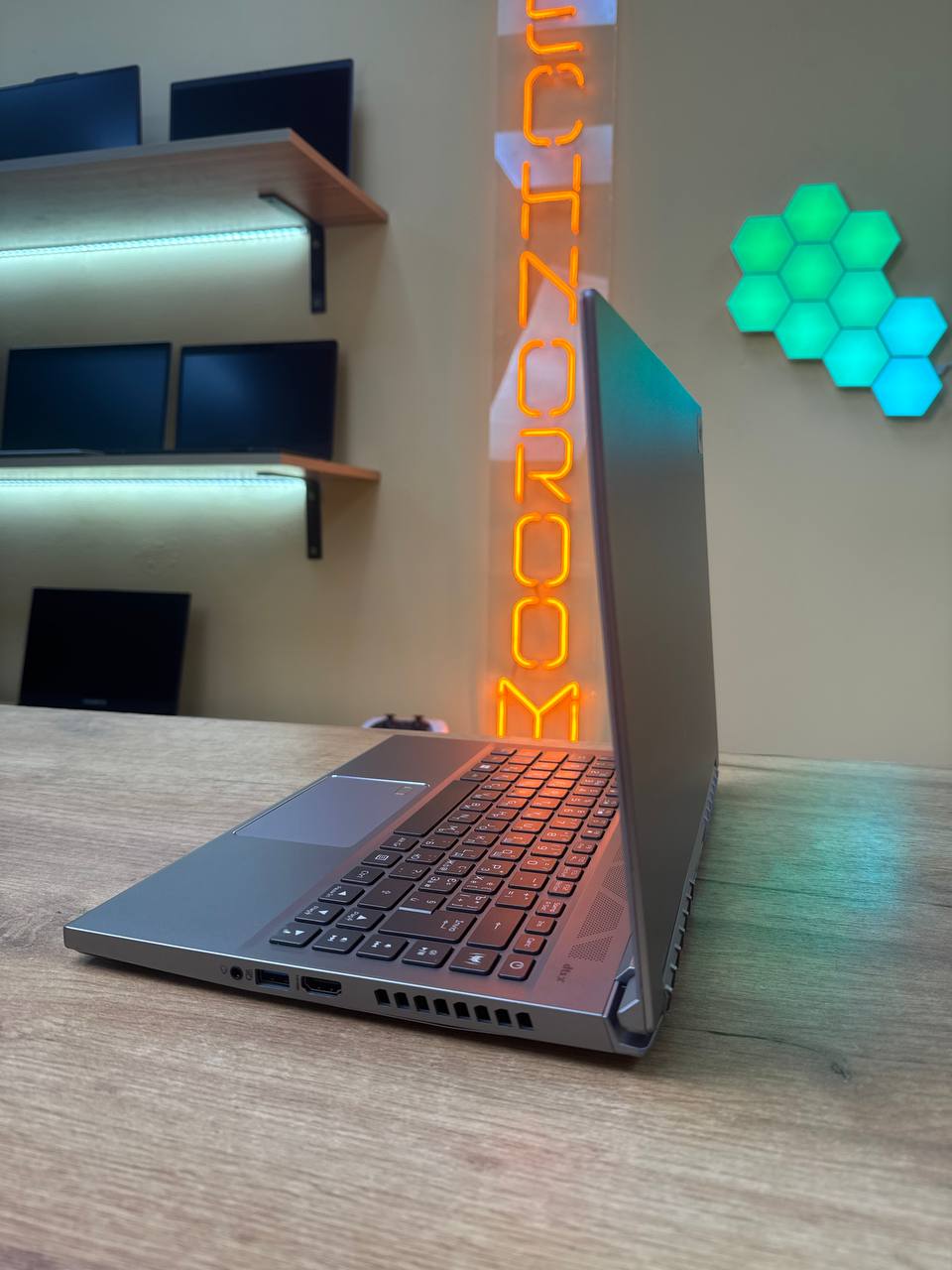 Acer Predator Triton 300 SE / i7-11370H / RTX 3060 / 16GB / 144Hz — фото 3