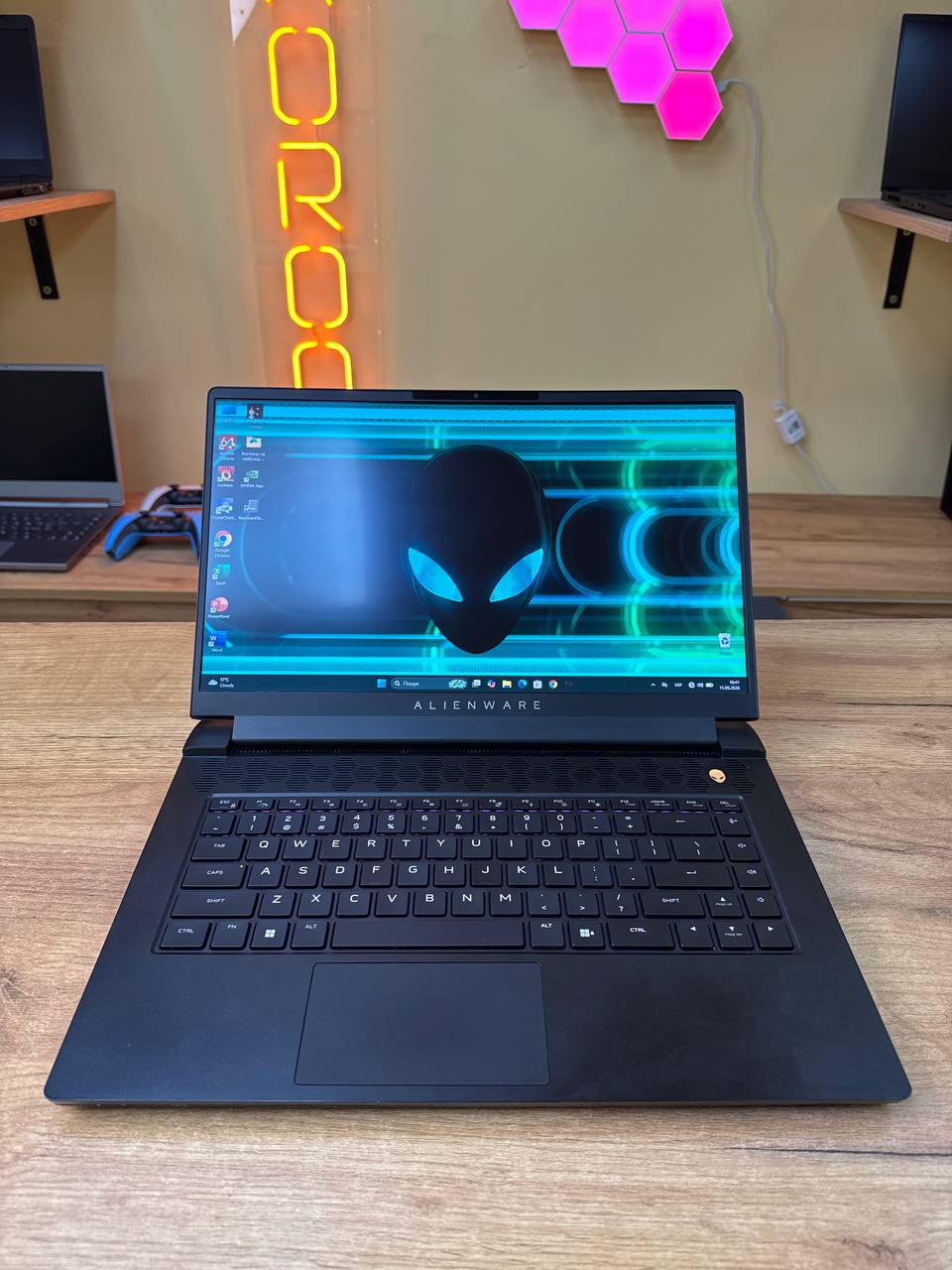 Alienware M15 / Ryzen 9 5900HX / RTX 3070 / 16GB / SSD 512GB / 240Hz — фото 7