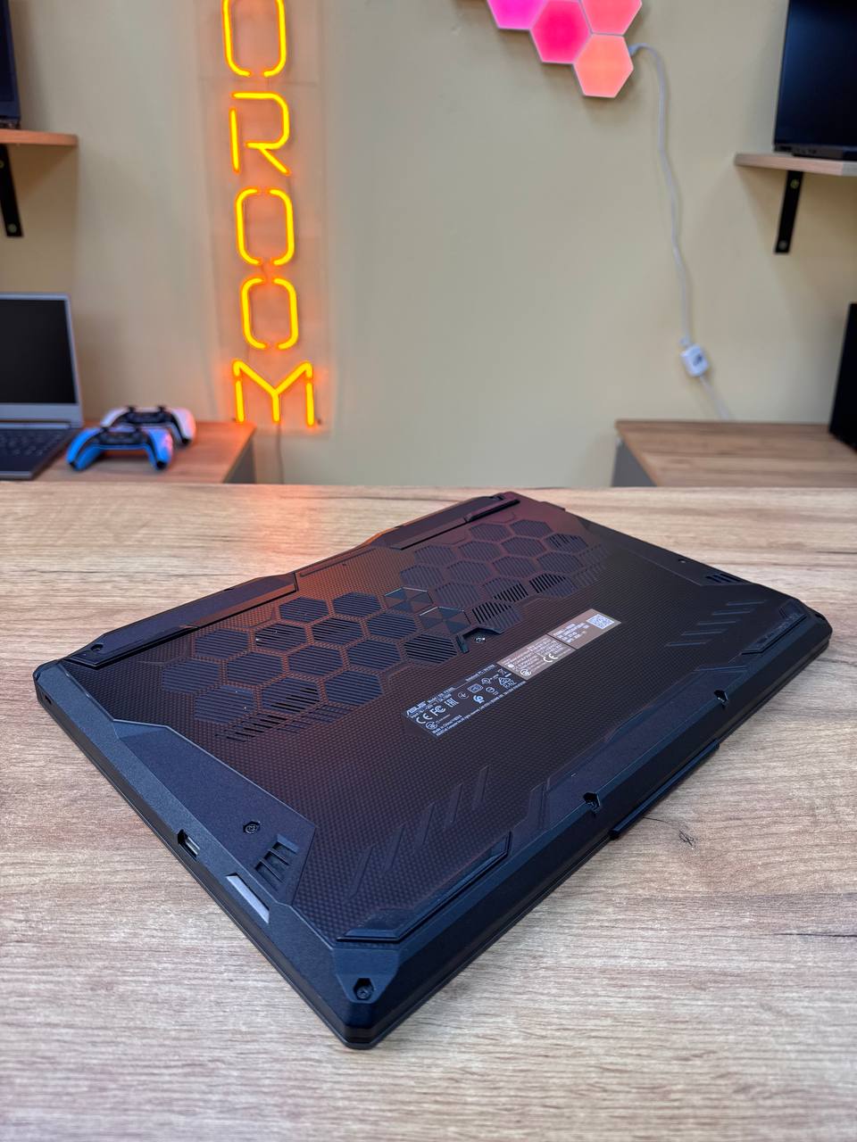 ASUS TUF Gaming / i5-10300H / GTX 1650 TI / 16GB / SSD 512GB / 144Hz — фото 9