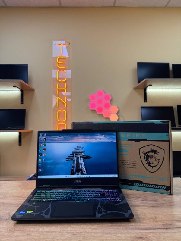 MSI Cyborg 15 B13W / i5-13420H / RTX5060 /16GB / SSD 512GB / 144Hz