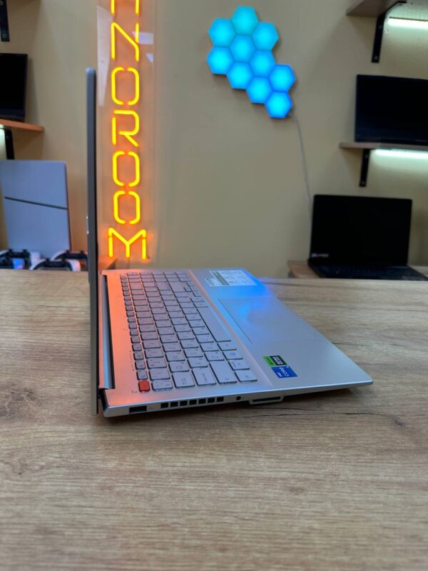 Asus VivoBook Pro 15 K6502V / RTX 4050 / 16GB / SSD 512GB / 144Hz — фото 4