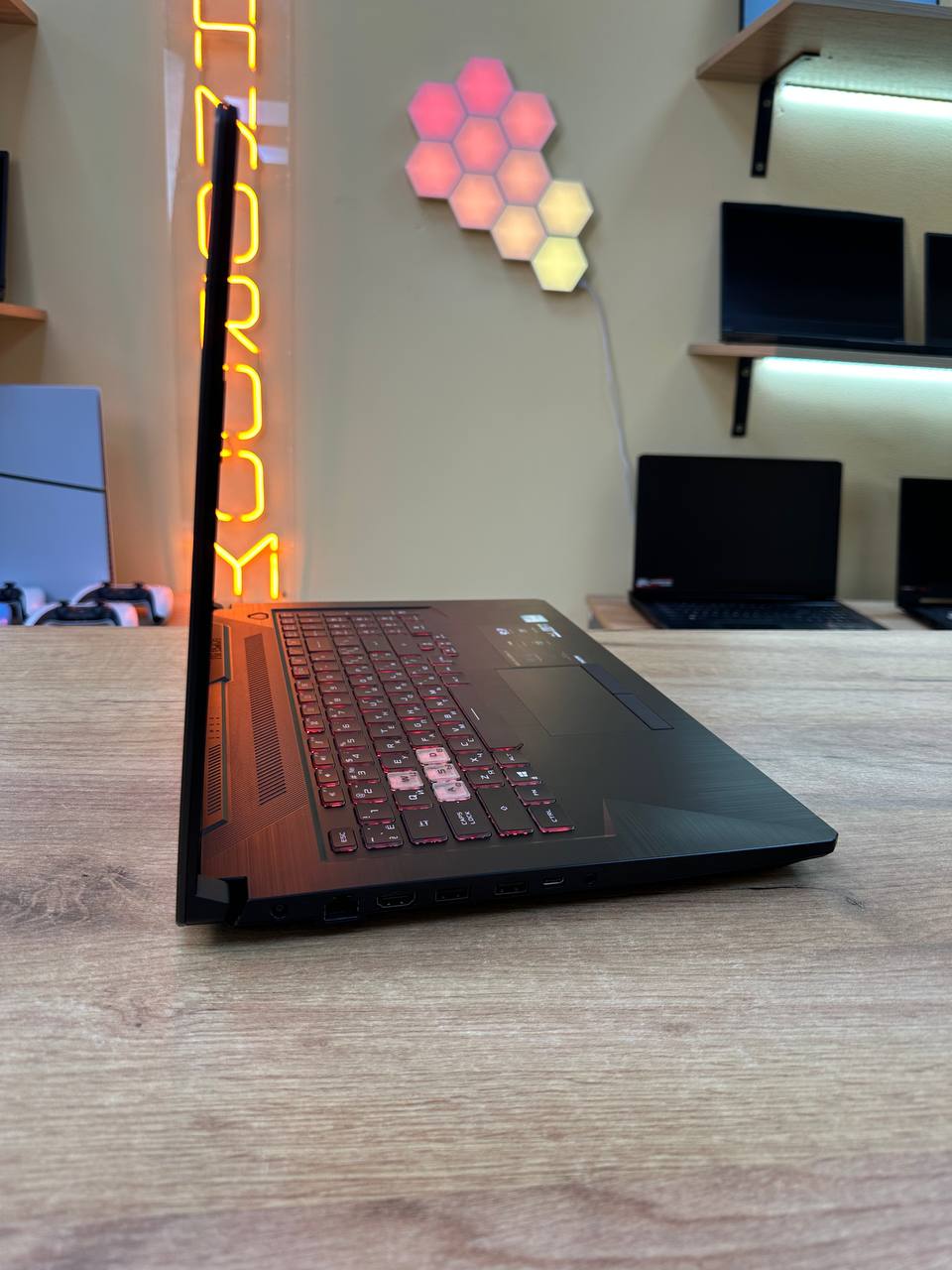 Asus TUF Gaming F17 FX706HCB / RTX 3050 / 16GB / SSD 512GB / 144Hz — фото 4