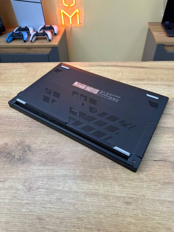 ASUS VivoBook E1504FA / Ryzen 5 7520U / Radeon Graphics / 16GB / SSD 256GB — фото 9