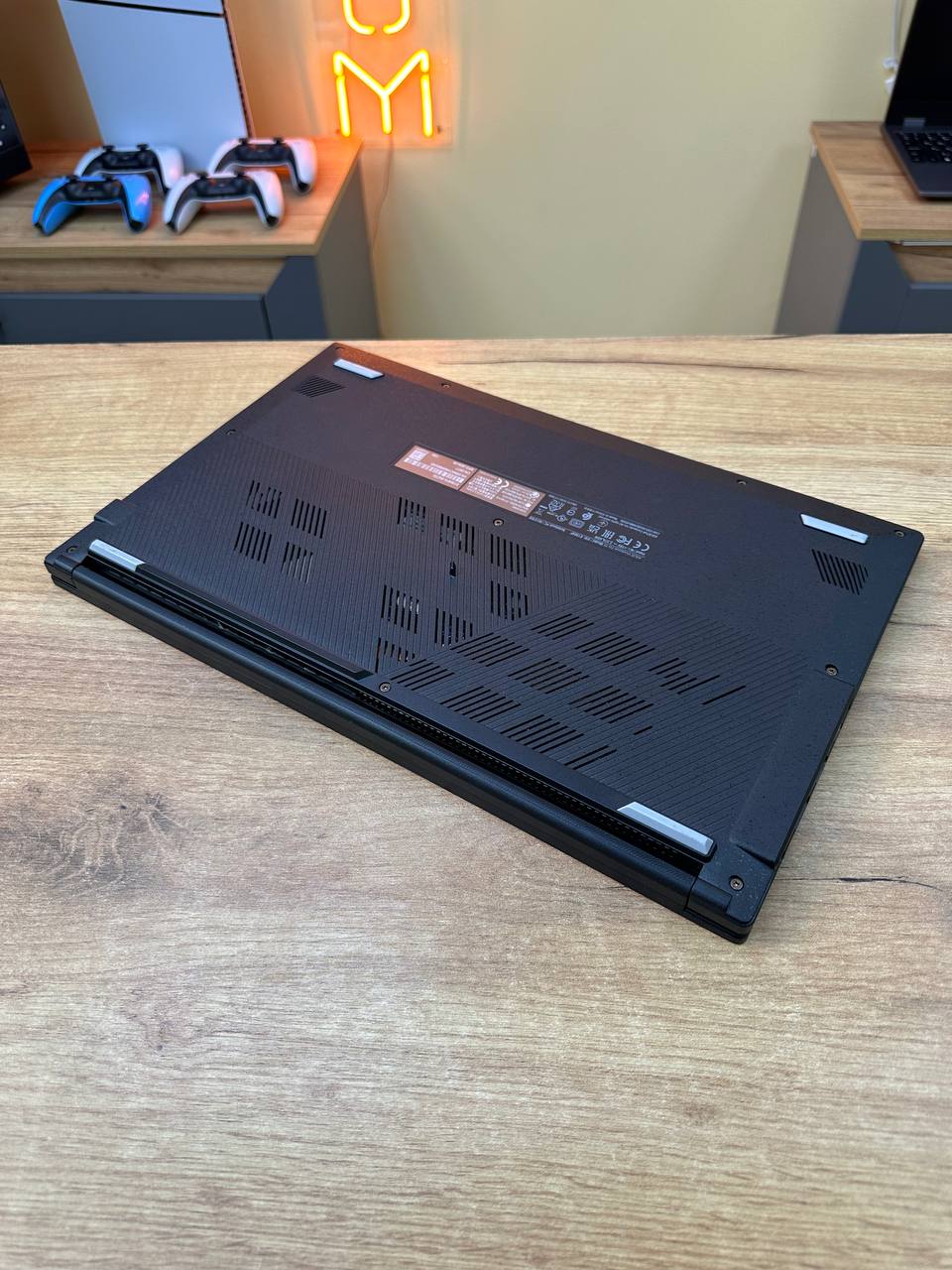 ASUS VivoBook E1504FA / Ryzen 5 7520U / Radeon Graphics / 16GB / SSD 256GB — фото 9