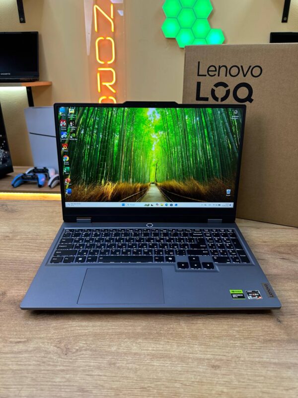 Lenovo LOQ 15ARP9 / Ryzen 5 7235HS / RTX 4050 / 16GB / SSD 512GB / 144Hz