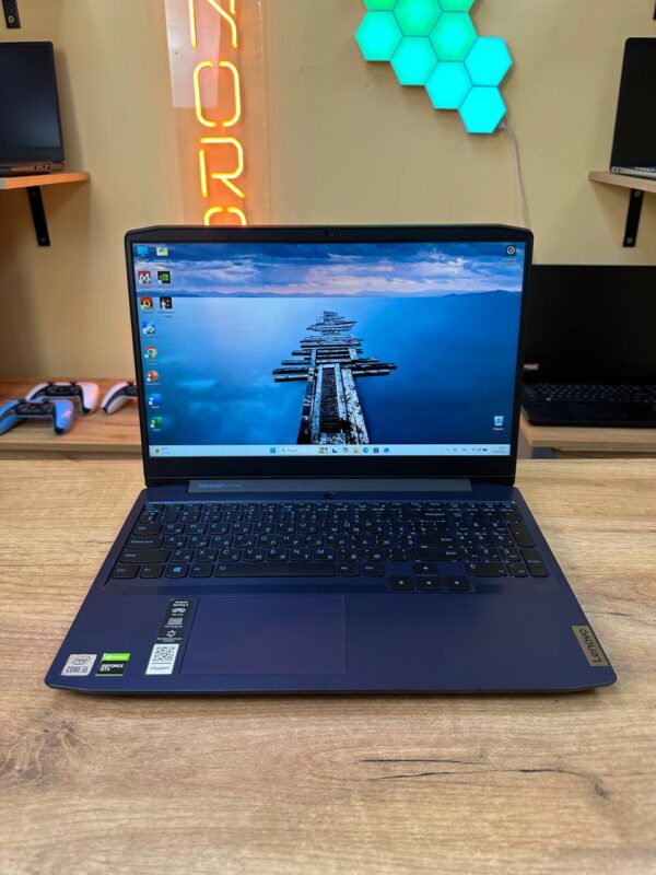 Lenovo IdeaPad Gaming 3 15IHU6 / i5-10300H / GTX 1650 / 12GB / SSD 512GB