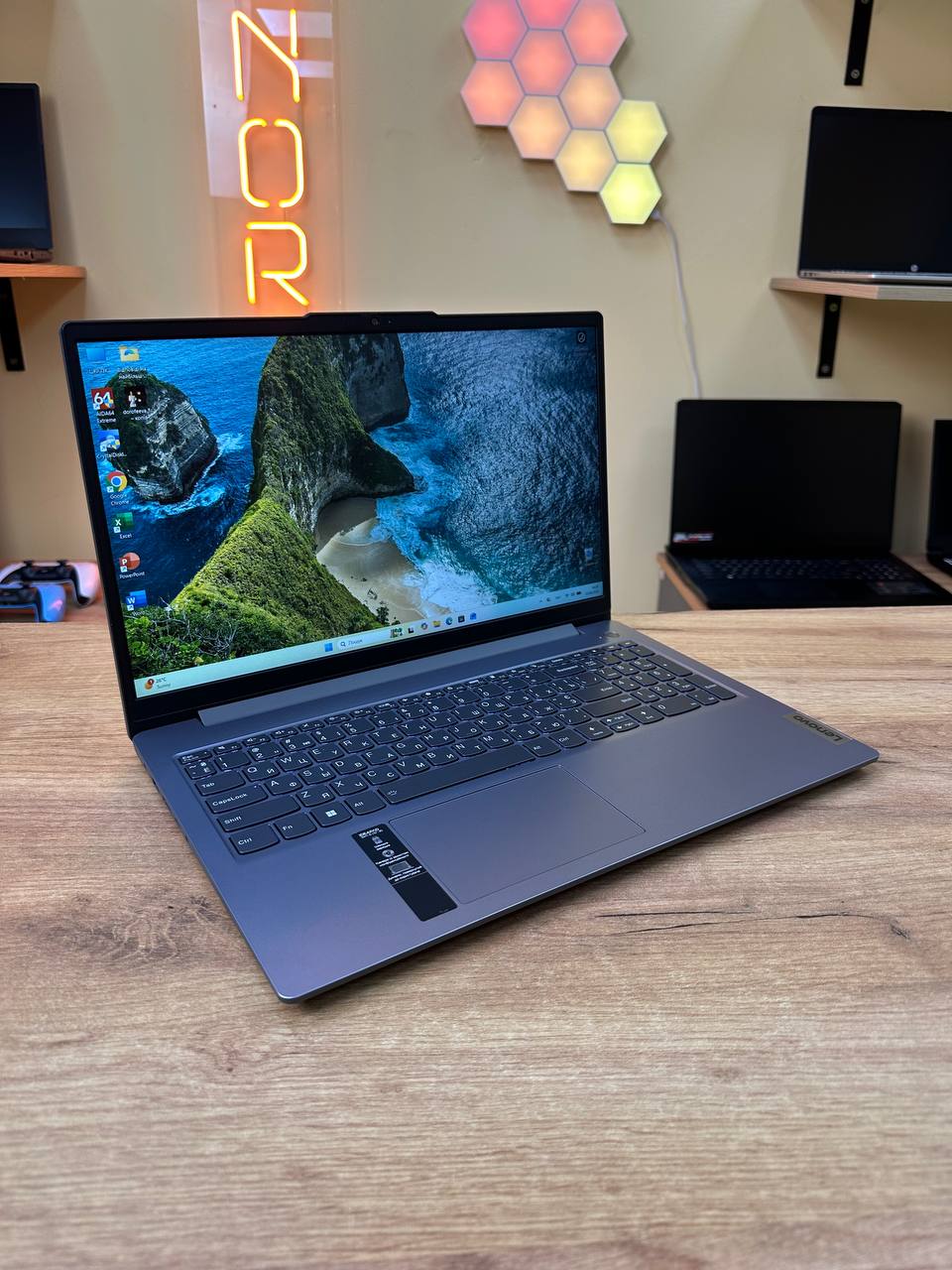 Lenovo IdeaPad Slim 3 15IAH8 / i5-12450H / 16GB / SSD 512GB — фото 3