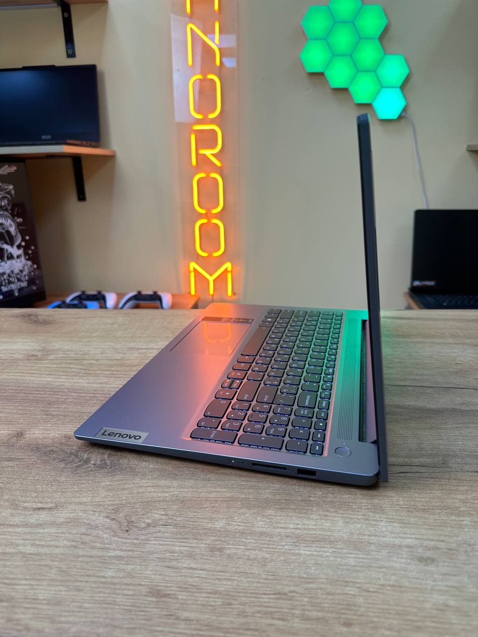 Lenovo IdeaPad Slim 3 15IAH8 / i5-12450H / 16GB / SSD 512GB — фото 6