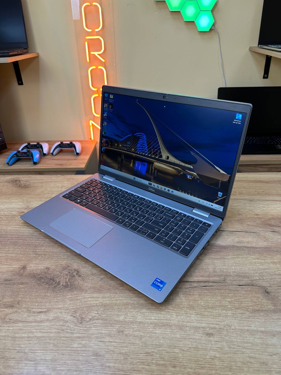 DELL Latitude 5520 / 16GB / SSD 256GB — фото 2