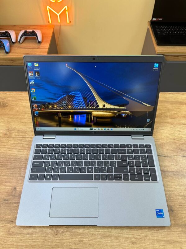 DELL Latitude 5520 / 16GB / SSD 256GB — фото 7