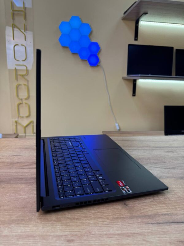ASUS VivoBook 16 / Ryzen 7 7730U / Radeon Graphics / 16GB / SSD 256GB / 60Hz — фото 4