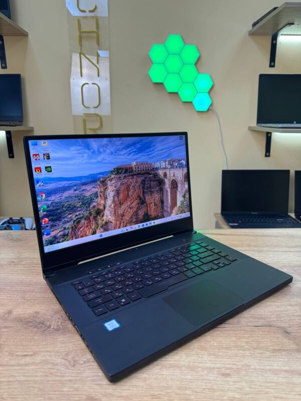 ASUS Zephyrus M / i7-9750H / RTX 2060 / 16GB / SSD 1024GB / 60Hz — фото 3