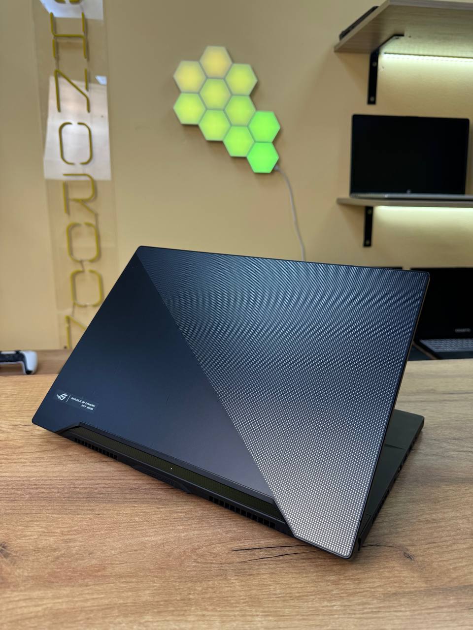ASUS Zephyrus M / i7-9750H / RTX 2060 / 16GB / SSD 1024GB / 60Hz — фото 5