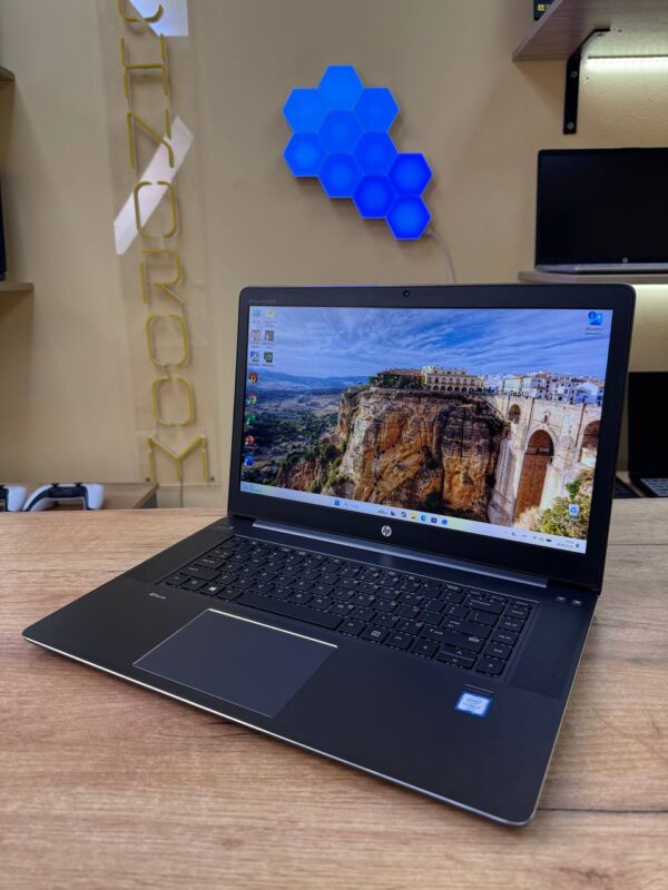 HP ZBook Studio G3 / i7-6700HQ / 16GB / SSD 512GB / 60Hz — фото 2