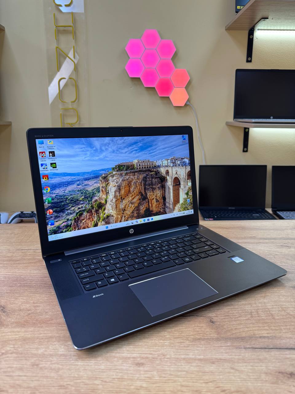 HP ZBook Studio G3 / i7-6700HQ / 16GB / SSD 512GB / 60Hz — фото 3
