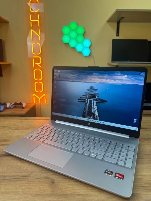 HP Laptop 15 / Ryzen 7 5700U / Radeon Graphics / 16GB / SSD 512GB / 60Hz — фото 2