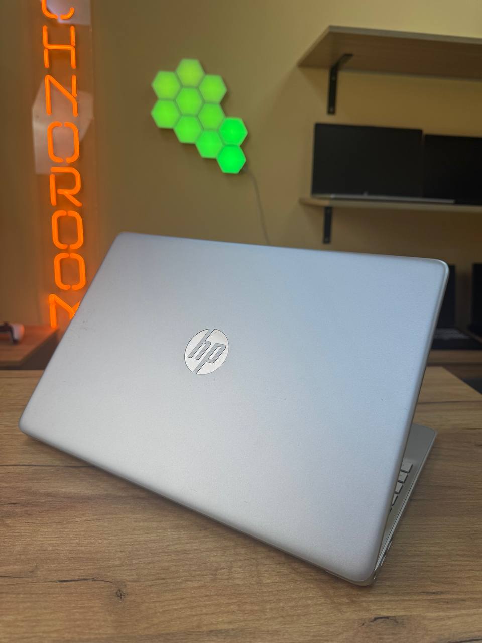 HP Laptop 15 / Ryzen 7 5700U / Radeon Graphics / 16GB / SSD 512GB / 60Hz — фото 5