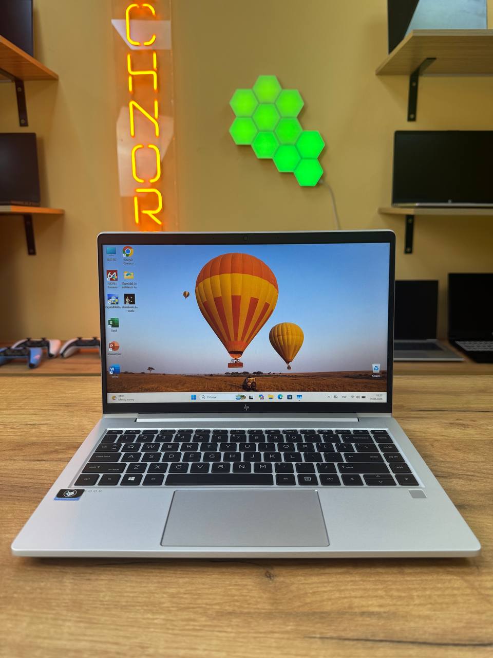HP EliteBook 645 G9 / Radeon Graphics / 8GB / SSD 512GB / 60Hz