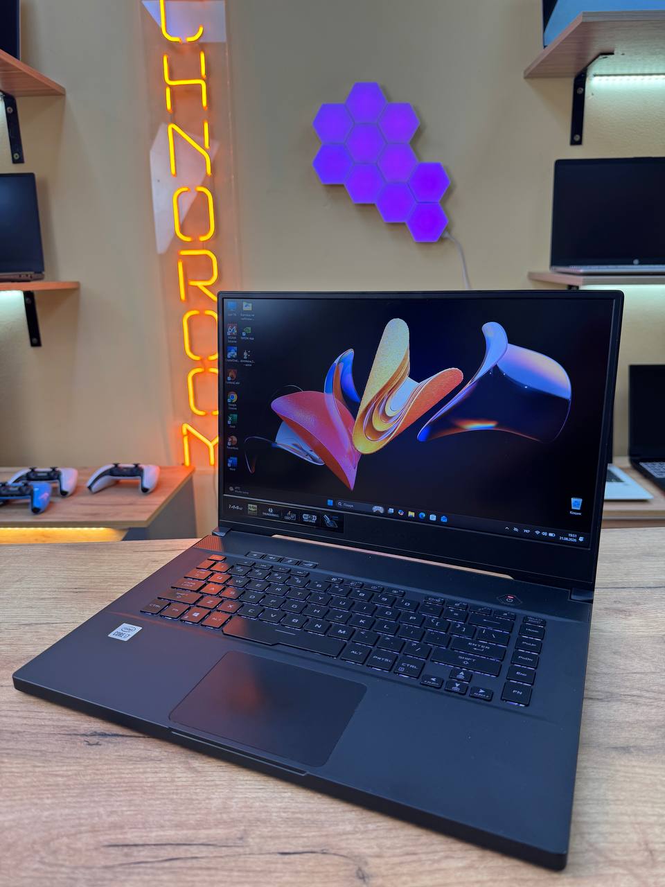 ASUS ROG Zephyrus M15 / i7-10750H / GTX 1660 TI / 16GB / SSD 512GB / 144Hz — фото 2