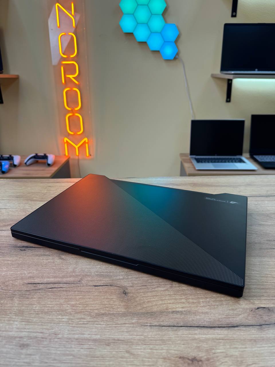 ASUS ROG Zephyrus M15 / i7-10750H / GTX 1660 TI / 16GB / SSD 512GB / 144Hz — фото 8