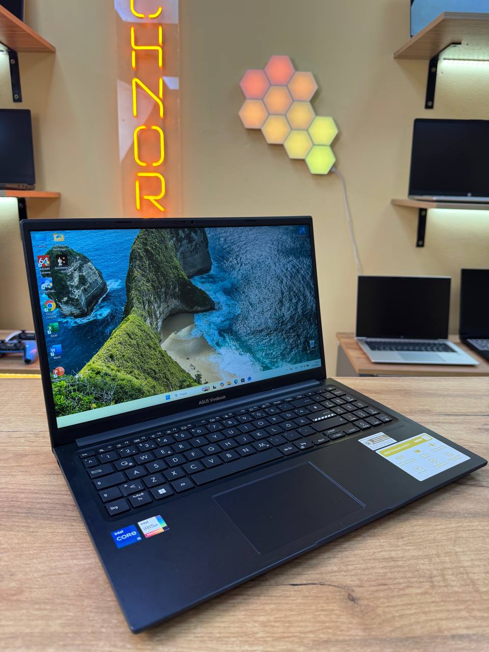 ASUS Vivobook 15 / i5-1335U / Intel Iris Xe / 16GB / SSD 512GB / 60Hz — фото 3