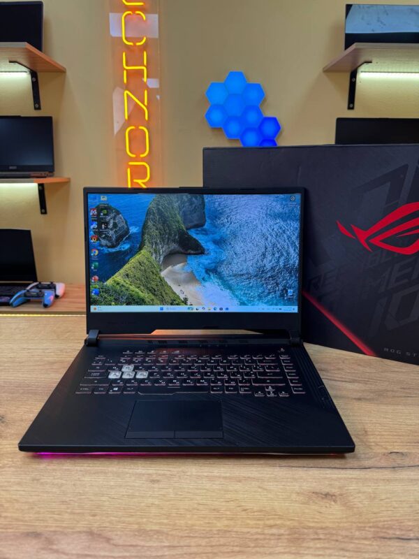 ASUS ROG Strix / i5-9300 / GTX 1650 / 16GB / SSD 480GB / 60Hz