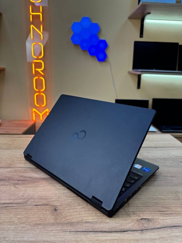 Fujitsu LIFEBOOK U7311 / Intel Iris Xe / 16GB / SSD 256GB / 60Hz — фото 5