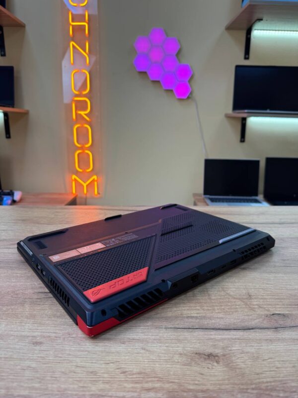 ASUS ROG Strix / Ryzen 9 5900HX / RX 6800M / 16GB / SSD 1024GB / 300Hz — фото 9